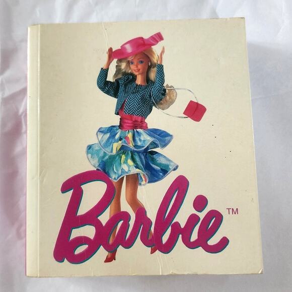 Vintage “Barbie in Fashion” Hardcover Book – A Tiny Folio® – Abbeville Press - Picture 2 of 11